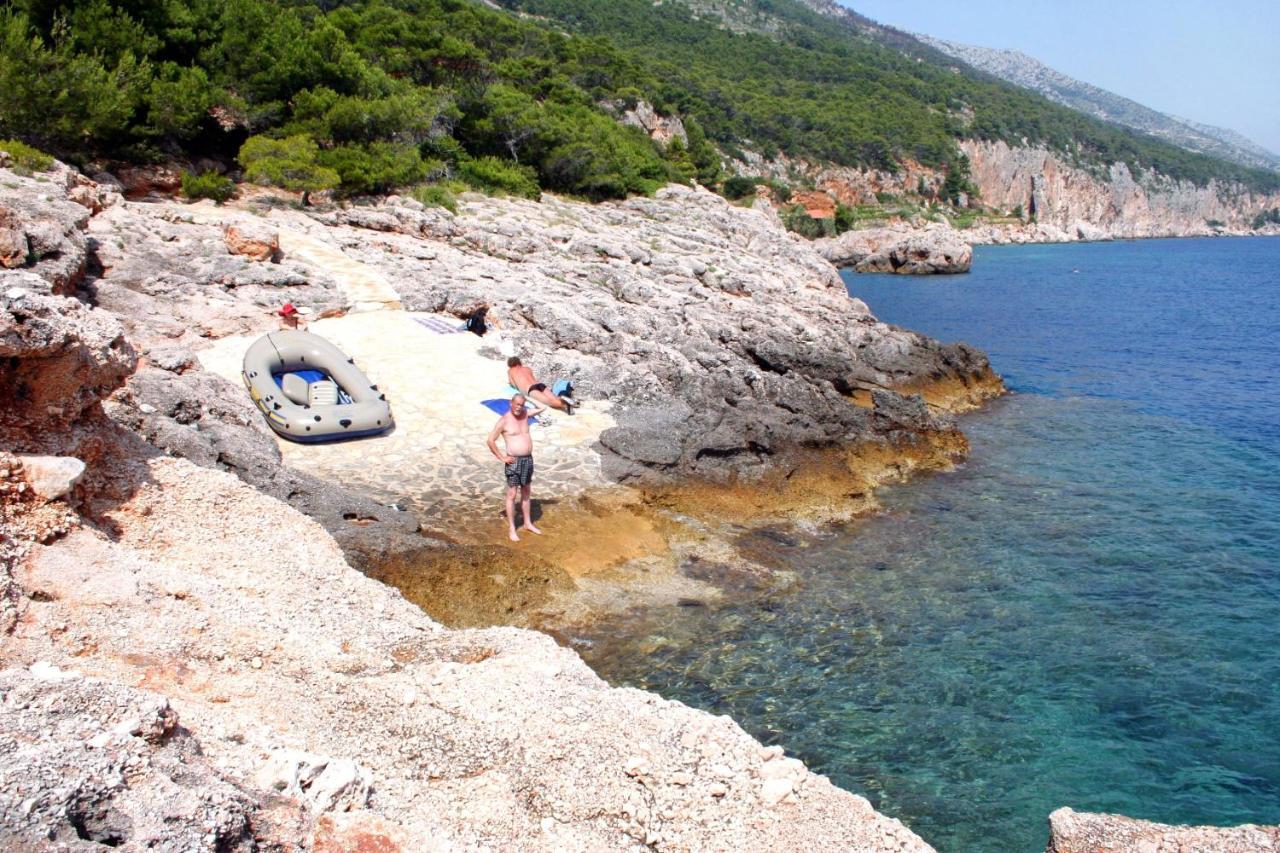 By The Sea Sveta Nedilja, Hvar - 17139