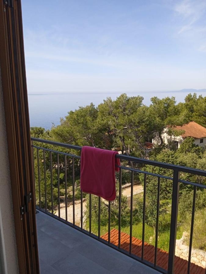 Apartman By The Sea Sveta Nedilja, Hvar - 17139 *